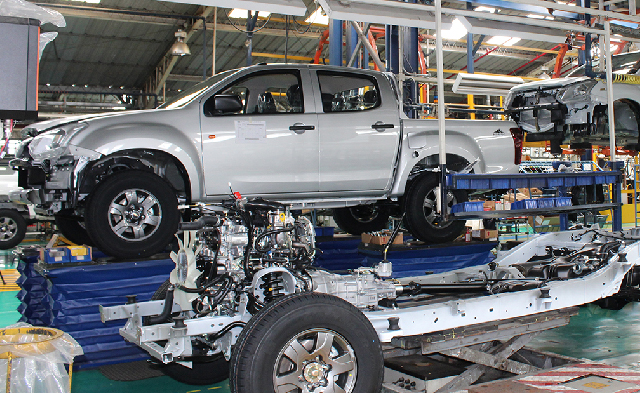 El 4 de Septiembre será el día que se ensamble la última camioneta D-Max en Ecuador