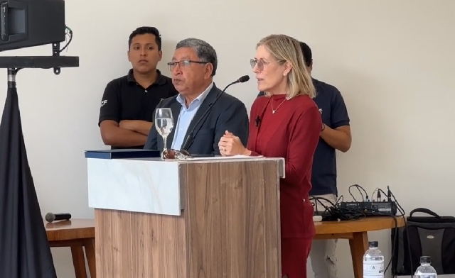 Anabella Azín celebra el talento de Rumiñahui 