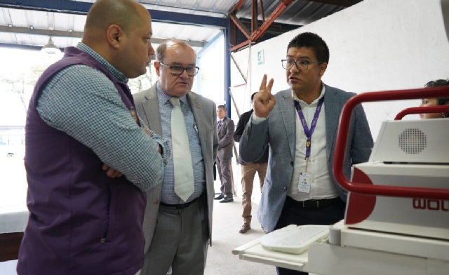 Ministerio de Salud fortalece quirófanos nacionales con la adquisición de 92 torres laparoscópicas