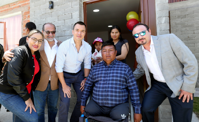 El presidente Daniel Noboa Entrega Viviendas 100% Subsidiadas En Chimborazo
