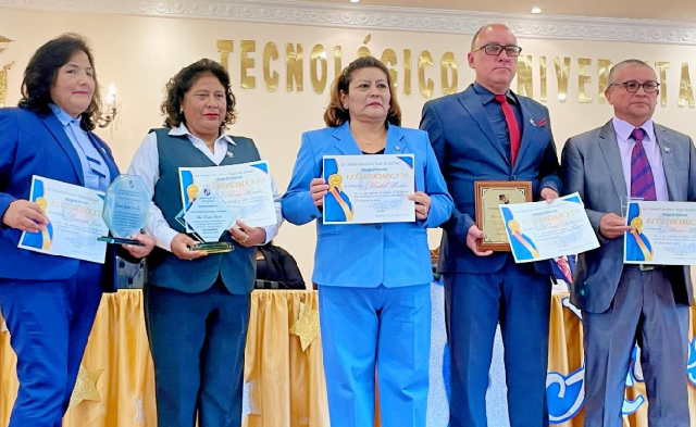 Conmemoración del 73º Aniversario de la Unidad Educativa "Juan de Salinas"