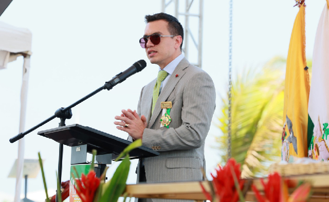 Noboa anuncia el fin de apagones en Ecuador en diciembre del 2024