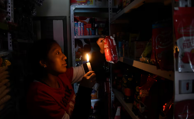 ¡Sin luz en feriado! Estos son los horarios de apagones en Quito para el viernes 11 de octubre