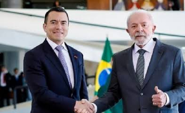 Daniel Noboa felicita a Lula Da Silva por su victoria electoral en Brasil y llama a fortalecer la cooperación regional.