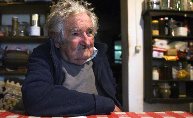 Solidaridad Global: Mensajes de apoyo a José Mujica ante anuncio de tumor en el esófago
