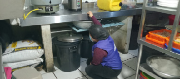 ARCSA clausura chifa en La Magdalena por deficientes condiciones higiénicas
