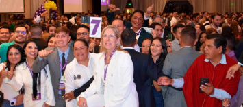 Annabella Azín busca su retorno a la política: encabezará la lista de ADN a la Asamblea Nacional