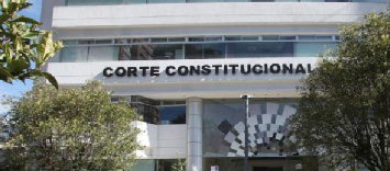 La Corte Constitucional suspende de momento la aplicación de la Ley de Combate al Lavado de Activos