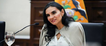 Verónica Abad no viajó Turquía, tomó vacaciones y anunció que volverá en enero a la Presidencia