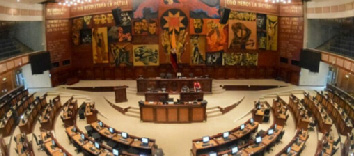 Asamblea Nacional analiza caso entre legisladores Valentina Centeno y Dominique Serrano