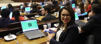 Asamblea Nacional aprueba reforma para permitir instalación de bases extranjeras en el país.