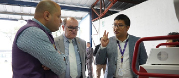 Ministerio de Salud fortalece quirófanos nacionales con la adquisición de 92 torres laparoscópicas