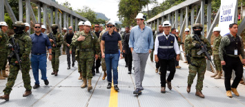 El puente tipo delta que restablece la conexión entre Pichincha y Santo Domingo ya es una realidad