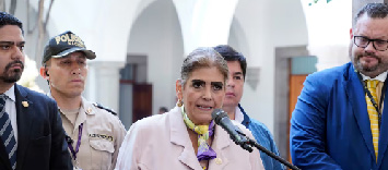 El juicio político a Mónica Palencia queda en suspenso en la Comisión de Fiscalización