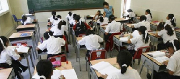 Quito: Suspenden clases y aplican teletrabajo por incendio en Guápulo