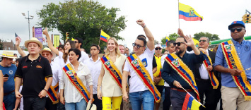 Daniel Noboa inauguró el desfile ecuatoriano junto a la comunidad migrante que vive en queens, Nueva York