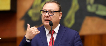 La Asamblea Nacional censura por unanimidad al exministro del Interior Juan Zapata.