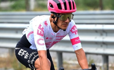 Richard Carapaz inició de buena manera el Giro de Italia